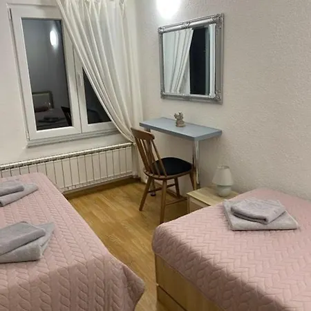 Villa White House 9 *